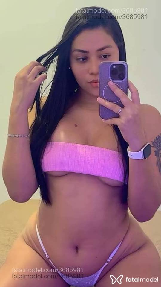 Acompanhante mulher morena (o) de olhos pretos - Babi Figueiredo