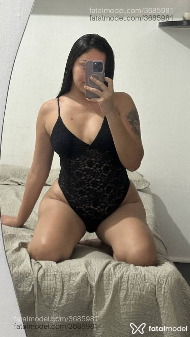 Acompanhante mulher morena (o) de olhos pretos - Babi Figueiredo