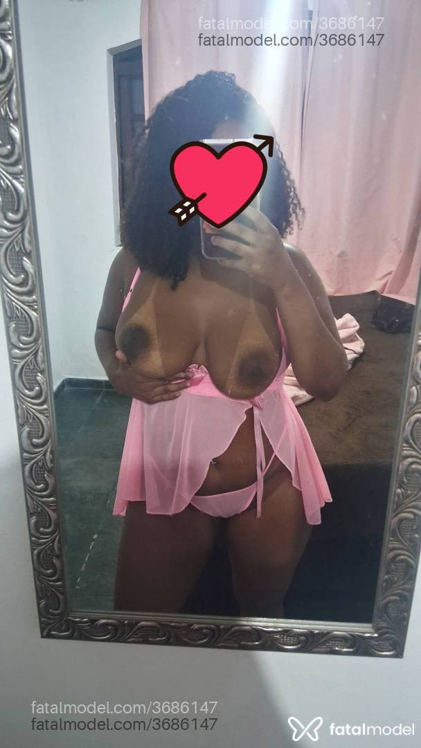 Acompanhante mulher morena (o) de olhos castanhos - Mayaa