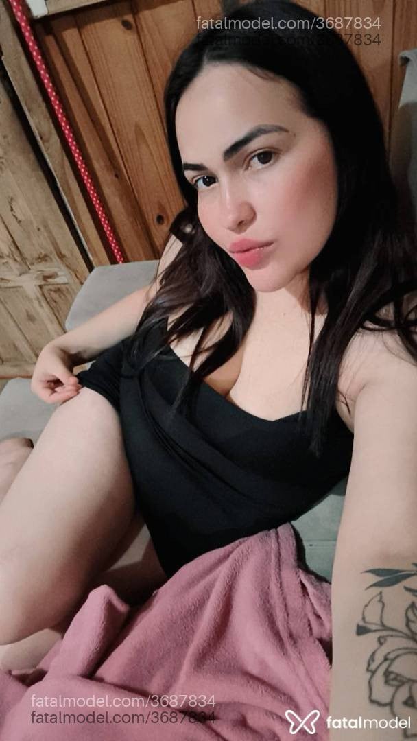 Acompanhante mulher morena (o) de olhos pretos - Barbara