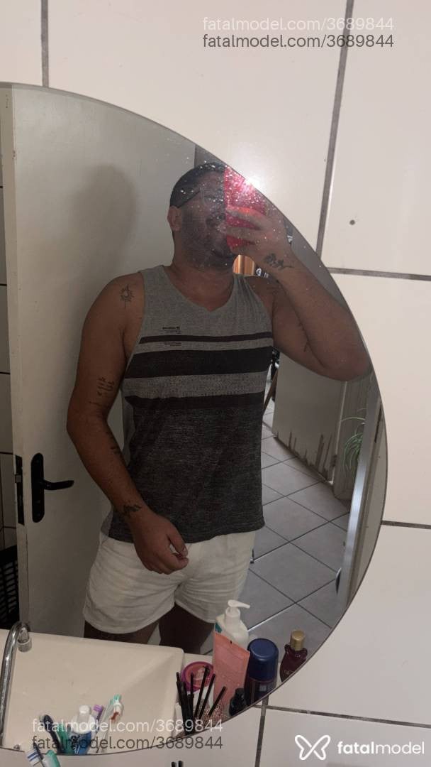 Acompanhante homem morena (o) de olhos pretos - Duduh