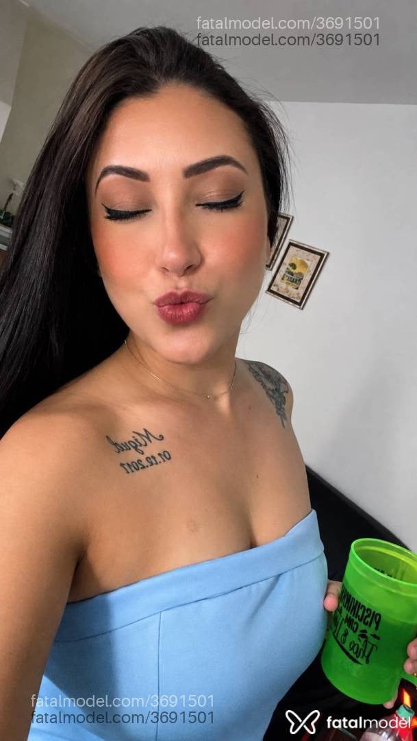 Acompanhante mulher morena (o) de olhos castanhos - Thalyta Ferraz