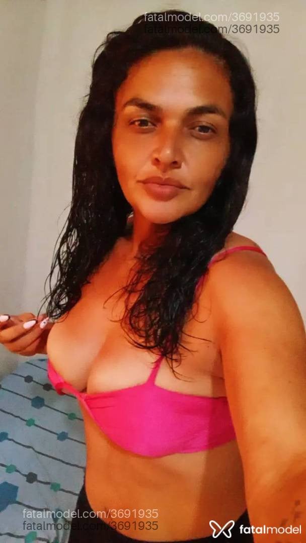 Acompanhante mulher morena (o) de olhos castanhos - Gabi Prado