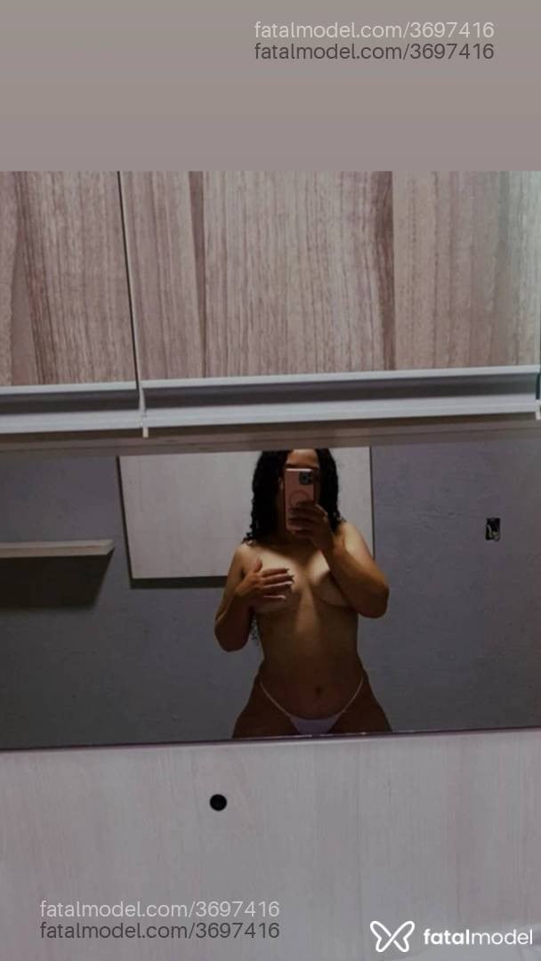 Acompanhante mulher morena (o) de olhos castanhos - Gaby Santos