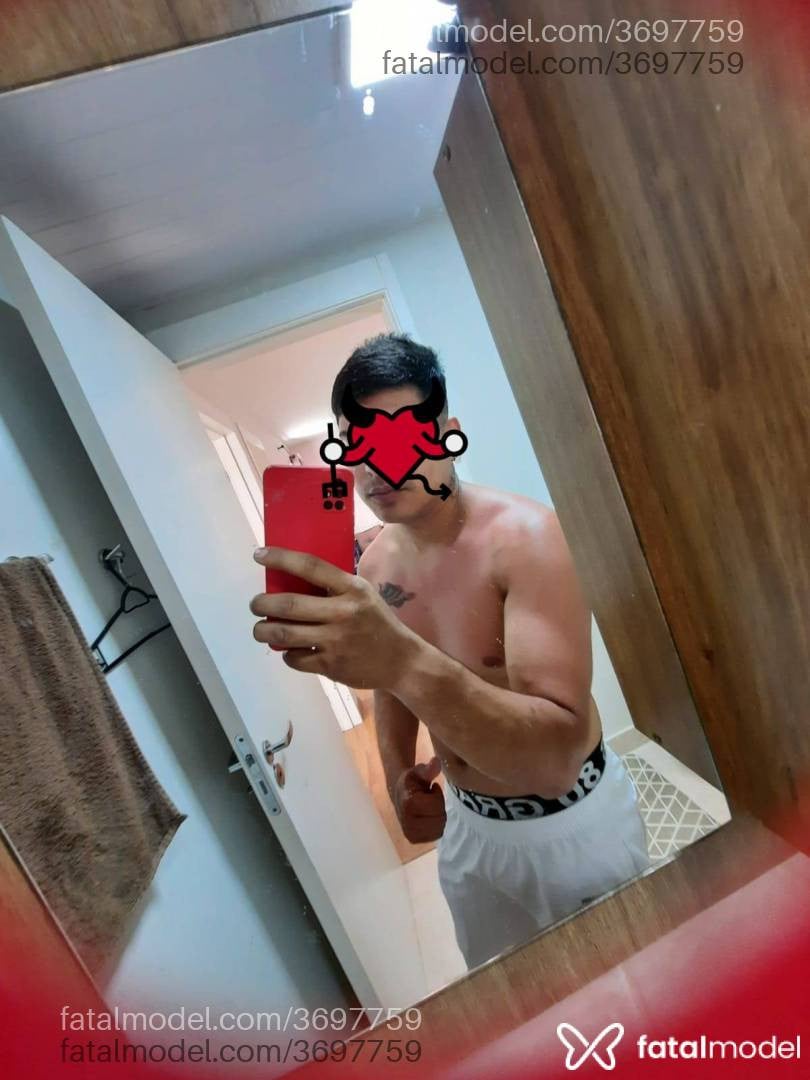 Acompanhante homem morena (o) de olhos castanhos - Felipe