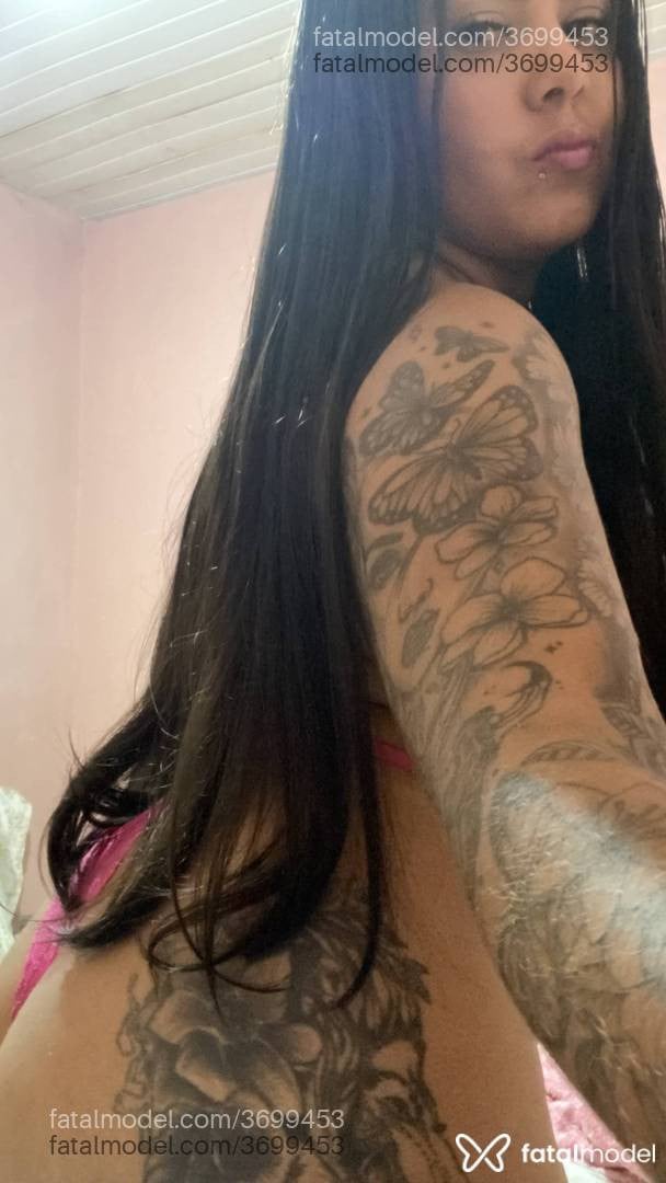 Acompanhante mulher morena (o) de olhos castanhos - Luara