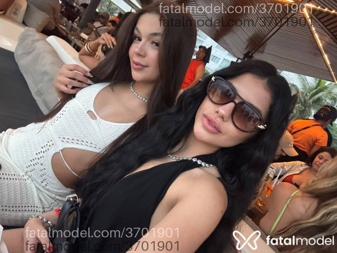 Acompanhante mulher com cabelo castanho de olhos castanhos - Valentina Vellune