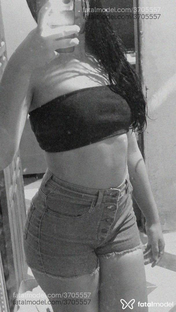Acompanhante mulher morena (o) de olhos pretos - Rafaela