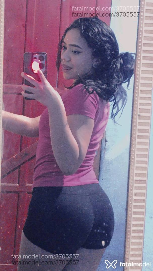 Acompanhante mulher morena (o) de olhos pretos - Rafaela