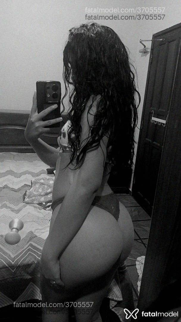 Acompanhante mulher morena (o) de olhos pretos - Rafaela