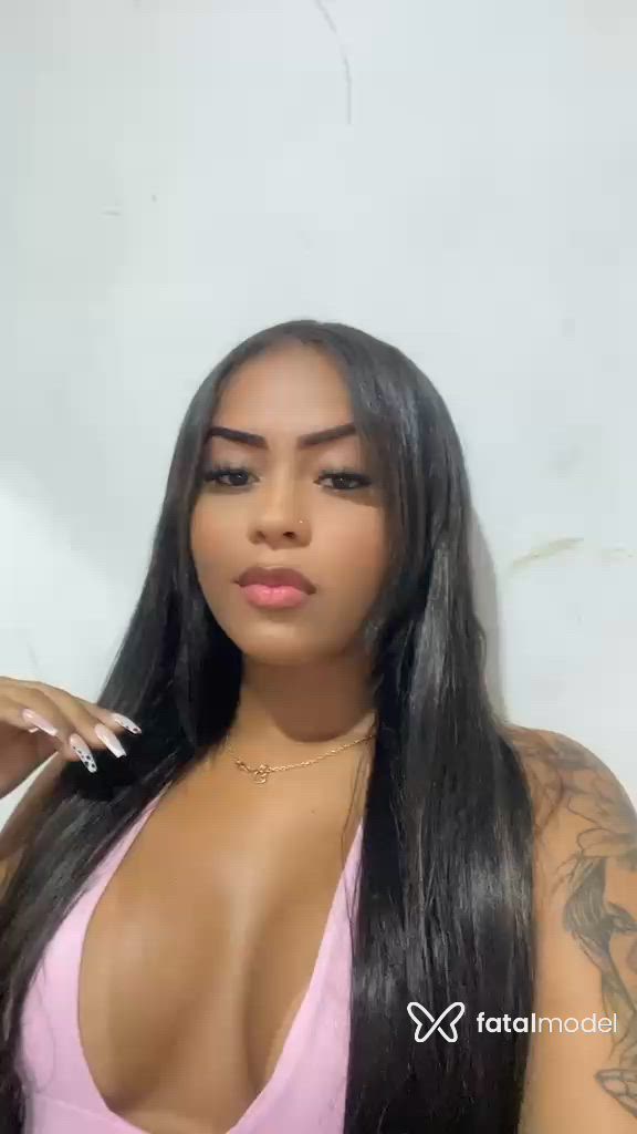 Acompanhante mulher morena (o) de olhos castanhos - Dandara Santana