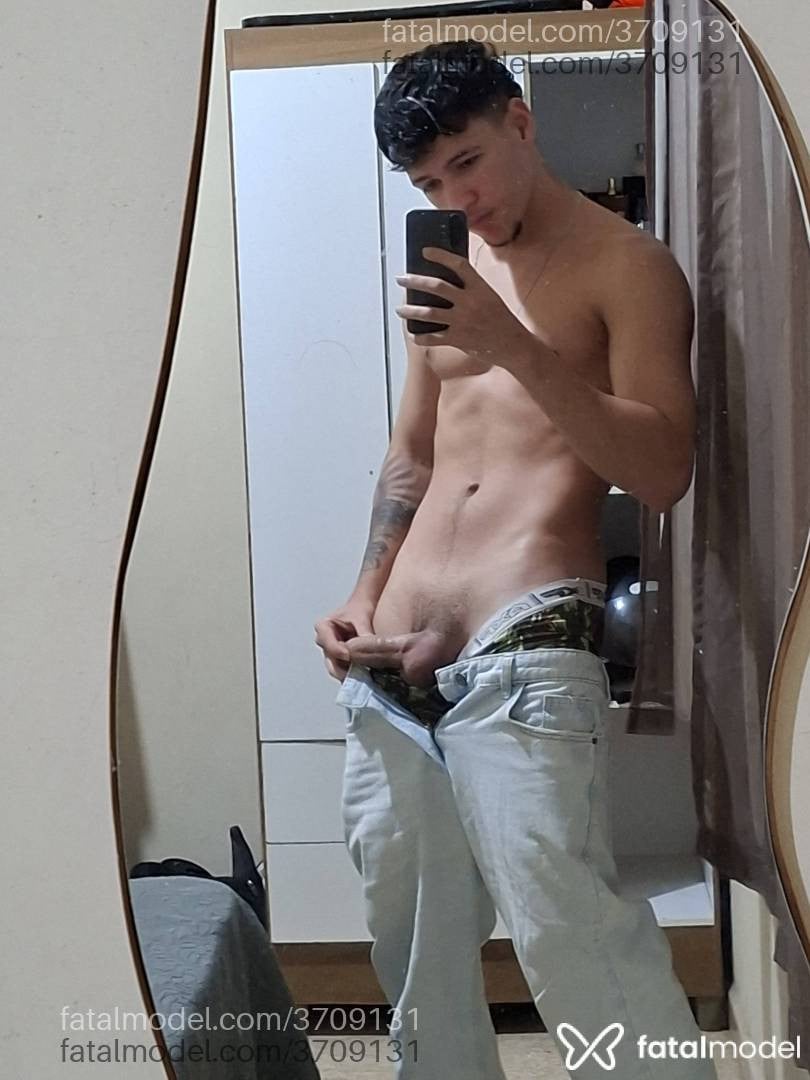 Acompanhante homem morena (o) de olhos castanhos - Nieell