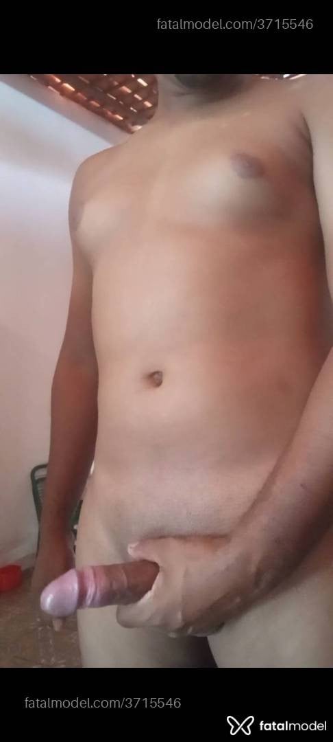 Acompanhante homem morena (o) de olhos castanhos - Deivid
