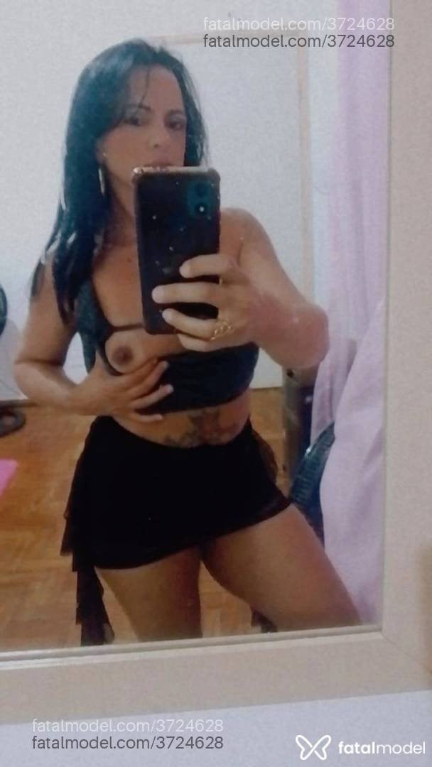Acompanhante mulher morena (o) de olhos pretos - Paula Reis