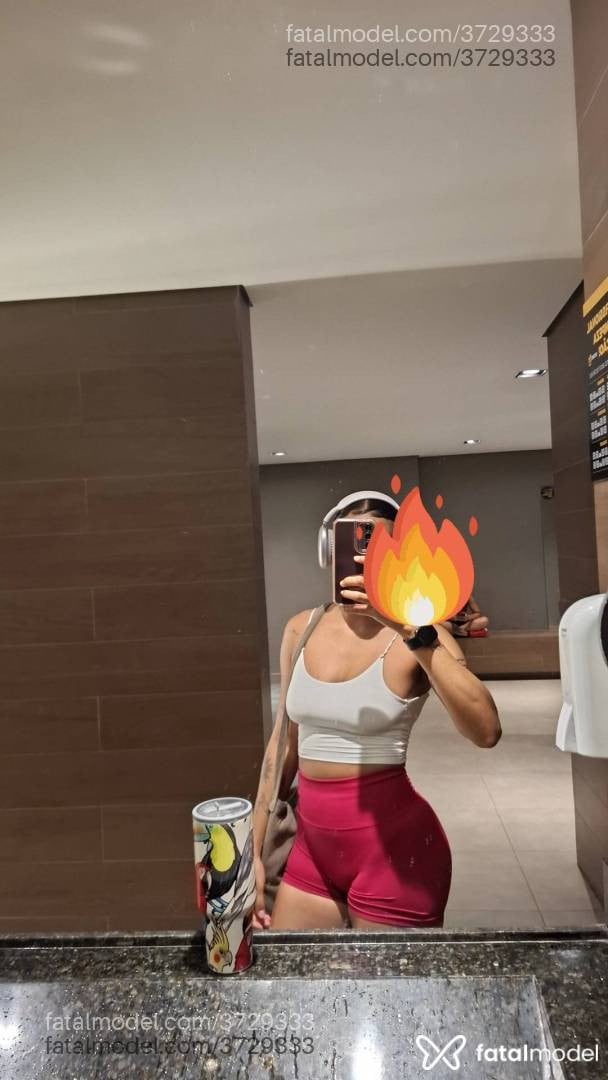 Acompanhante mulher morena (o) de olhos castanhos - Mariana Guedes