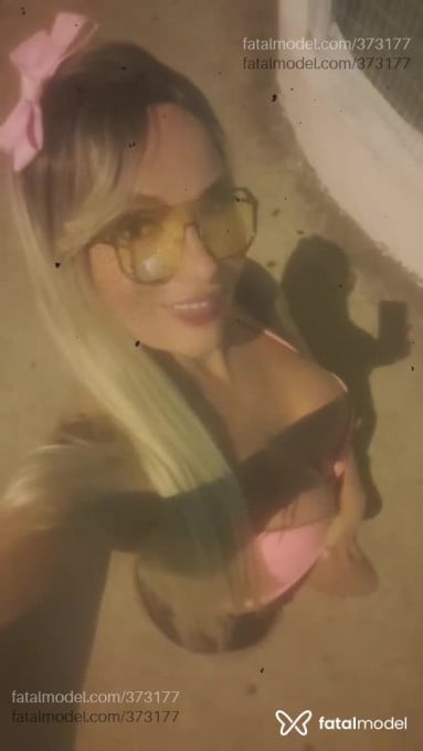 Acompanhante travesti com cabelo castanho de olhos mel em Uberlândia - Paloma