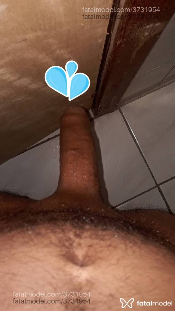 Acompanhante homem morena (o) de olhos pretos - Pretinho Tchê