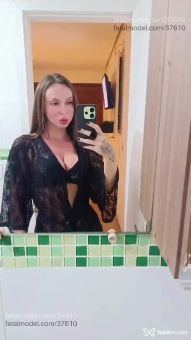 Acompanhante travesti com cabelo castanho de olhos castanhos em São Leopoldo - Fiorela