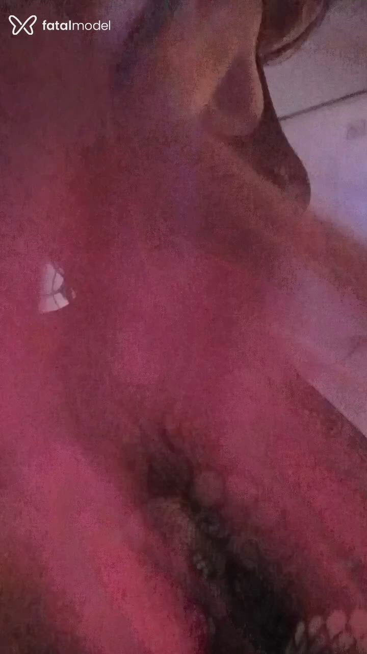 Acompanhante travesti com cabelo castanho de olhos castanhos - Fiorela