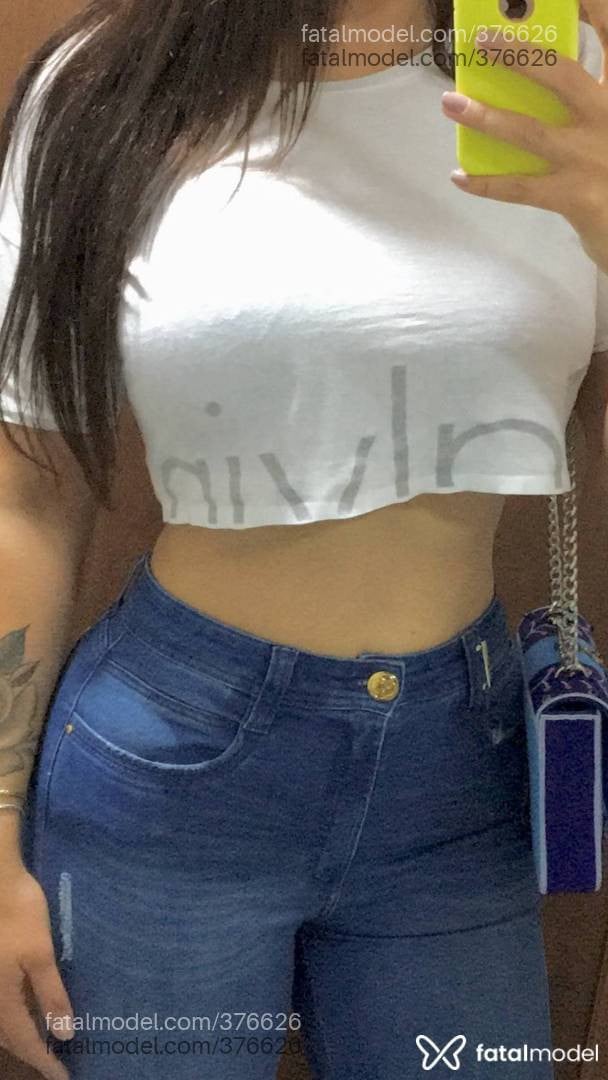 Acompanhante mulher com cabelo castanho de olhos castanhos em Itumbiara Acompanhante mulher com cabelo castanho de olhos castanhos em Itumbiara - Bianca