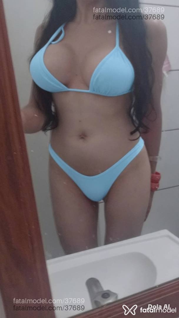 Acompanhante mulher trans morena (o) de olhos castanhos - Jeny porto