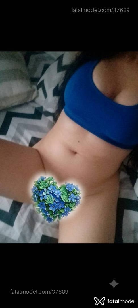 Acompanhante mulher trans morena (o) de olhos castanhos - Jeny porto