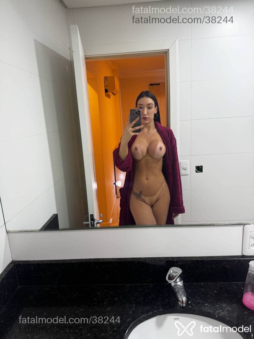 Acompanhante travesti morena (o) de olhos castanhos em Pelotas - Ah Bender