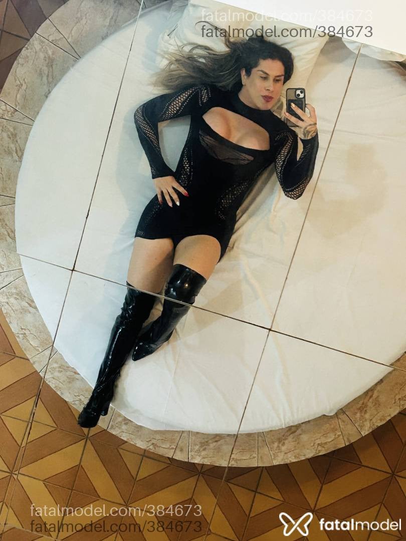 Acompanhante mulher trans loira (o) de olhos castanhos em Itajubá - Nicolly