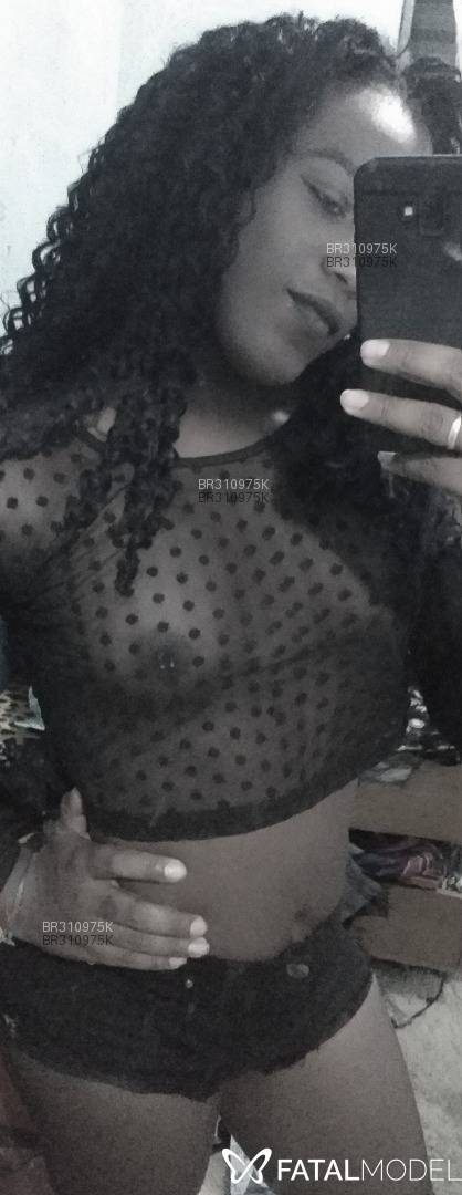 Acompanhante mulher trans morena (o) de olhos pretos em Unaí - Lola Ramos