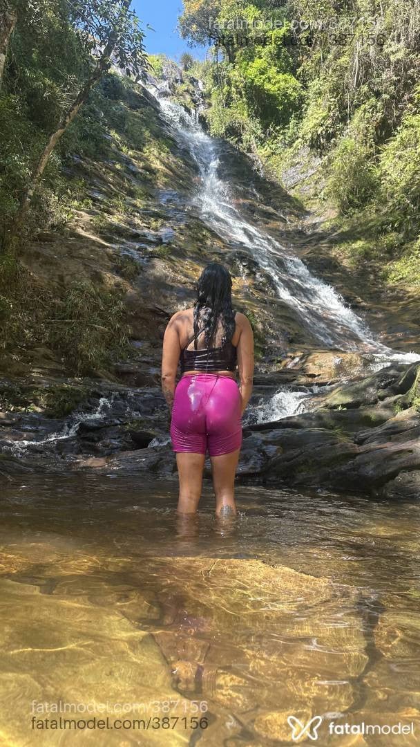 Acompanhante mulher morena (o) de olhos castanhos - Bella morena