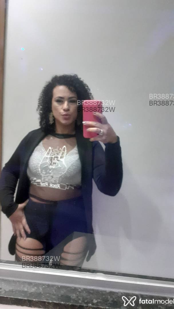 Acompanhante mulher com cabelo castanho de olhos castanhos em São José do Rio Preto - Morena