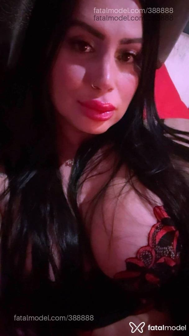 Acompanhante mulher trans morena (o) de olhos mel - EDUARDA LACERDA