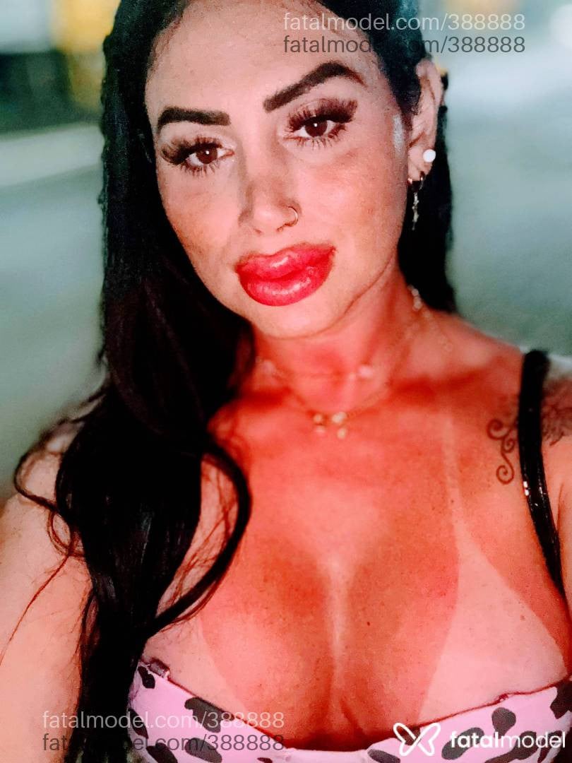 Acompanhante mulher trans morena (o) de olhos mel em Alvorada - EDUARDA LACERDA