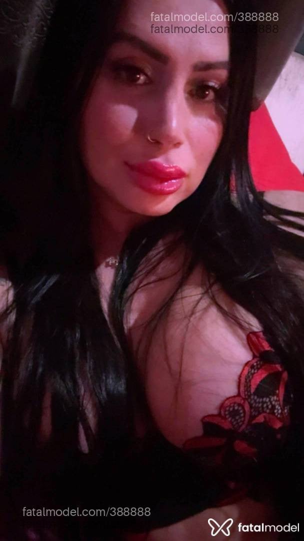 Acompanhante mulher trans morena (o) de olhos mel - EDUARDA LACERDA