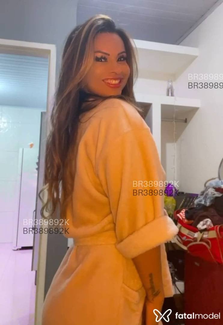 Acompanhante mulher loira (o) de olhos castanhos em São Paulo - Monique Lima