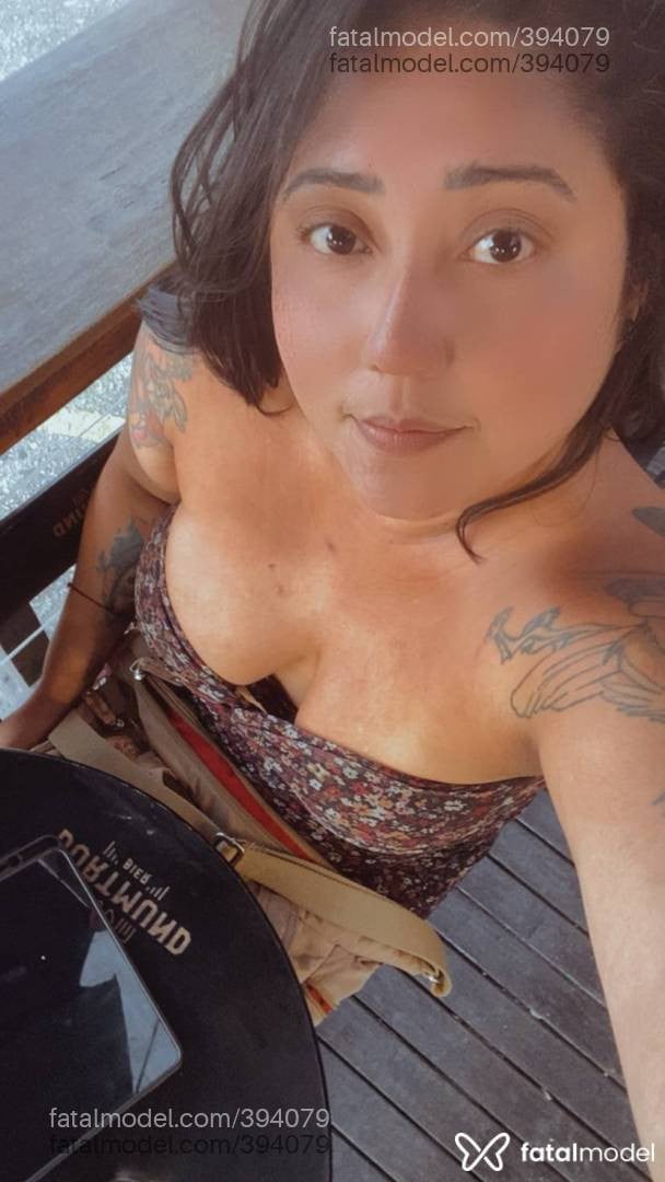 Acompanhante mulher com cabelo castanho de olhos castanhos em Atibaia - Gabi Brison