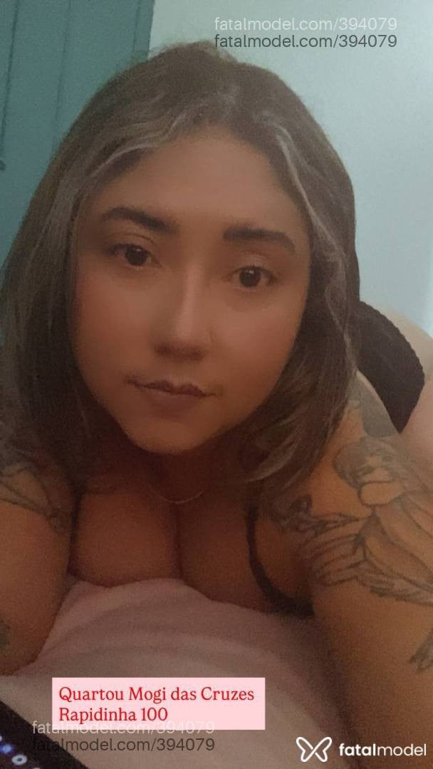 Acompanhante mulher com cabelo castanho de olhos castanhos - Gabi Brison