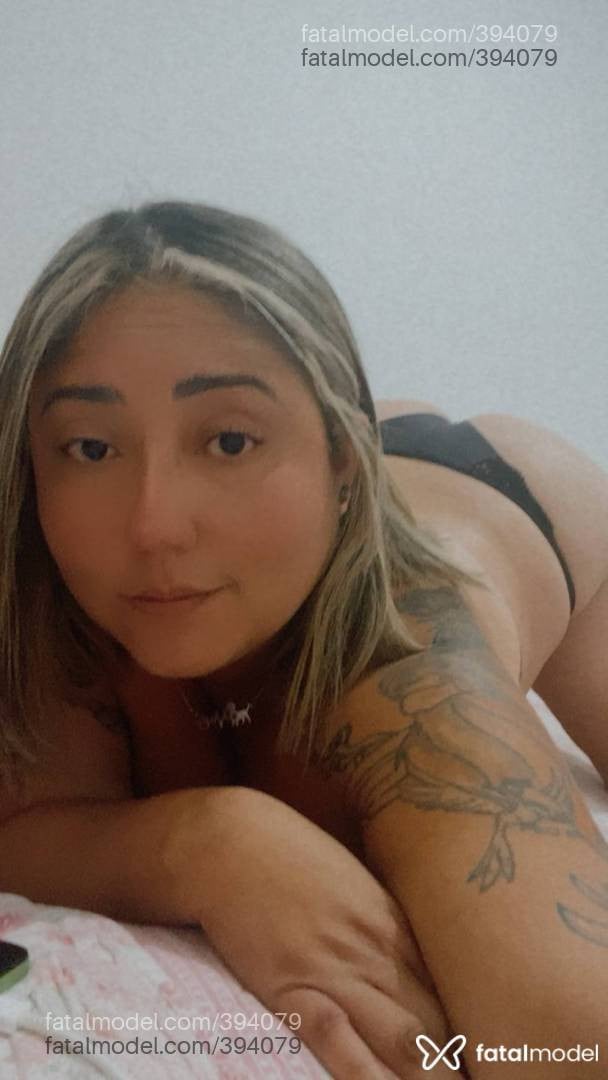 Acompanhante mulher com cabelo castanho de olhos castanhos - Gabi Brison