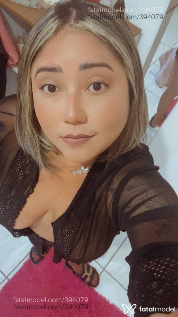 Acompanhante mulher com cabelo castanho de olhos castanhos - Gabi Brison