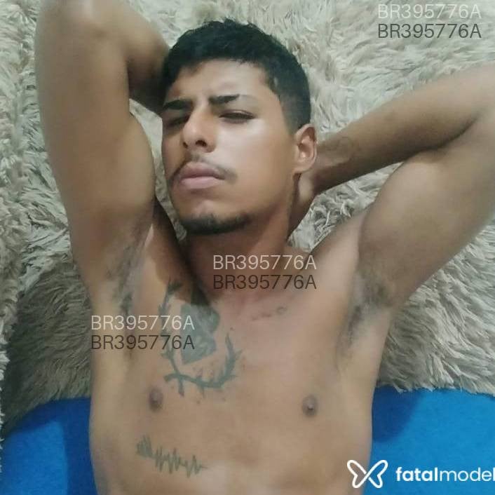 Acompanhante homem morena (o) de olhos castanhos em Novo Hamburgo - Gustavo