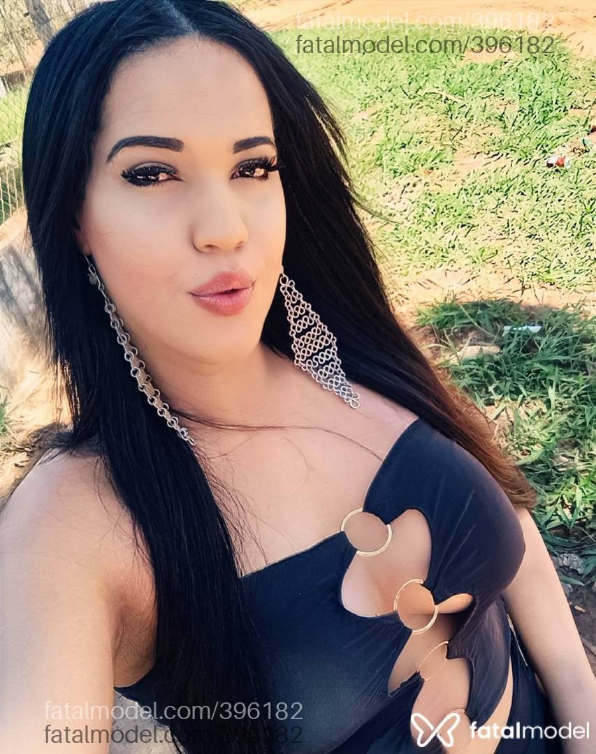 Acompanhante mulher trans com cabelo castanho de olhos castanhos em Bauru - Dani Cavalas