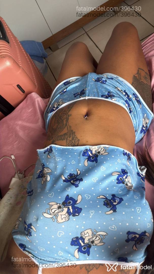 Acompanhante mulher trans com cabelo castanho de olhos castanhos - LUNA FERRARI