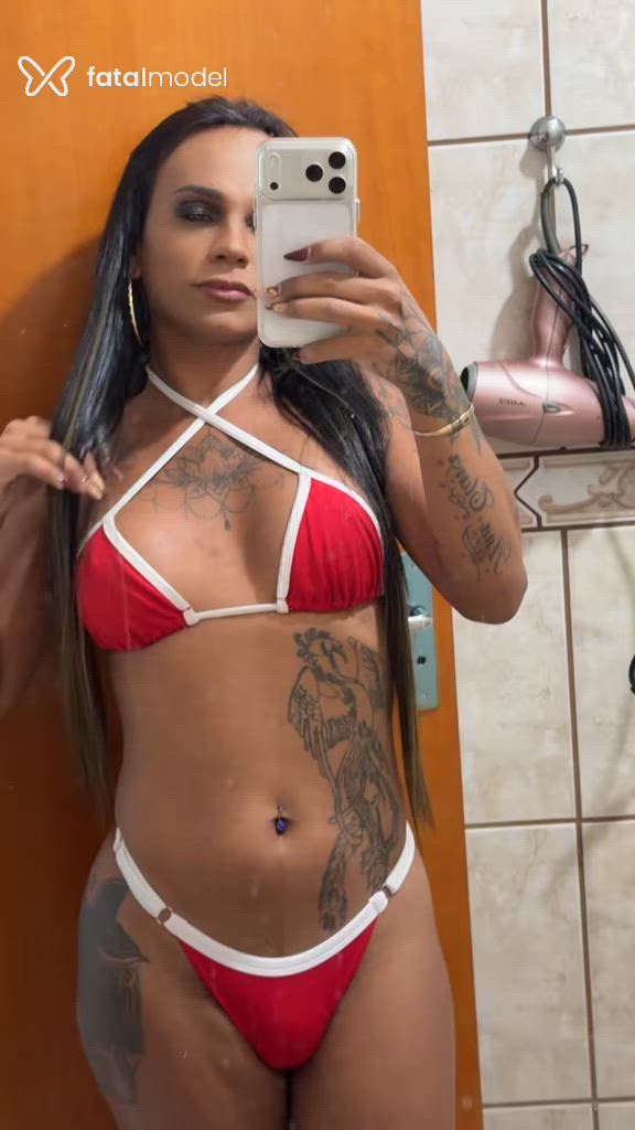 Acompanhante mulher trans com cabelo castanho de olhos castanhos em Uberlândia Acompanhante mulher trans com cabelo castanho de olhos castanhos em Uberlândia - LUNA FERRARI