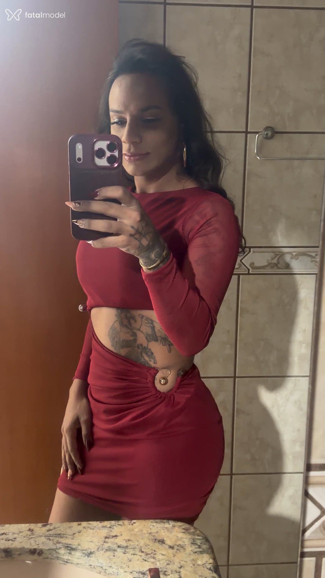 Acompanhante mulher trans com cabelo castanho de olhos castanhos - LUNA FERRARI Acompanhante mulher trans com cabelo castanho de olhos castanhos - LUNA FERRARI