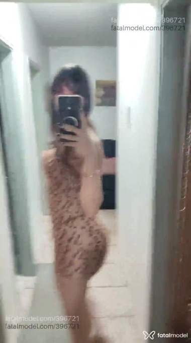 Acompanhante mulher trans com cabelo castanho de olhos castanhos em Uberaba - Bárbara Araújo