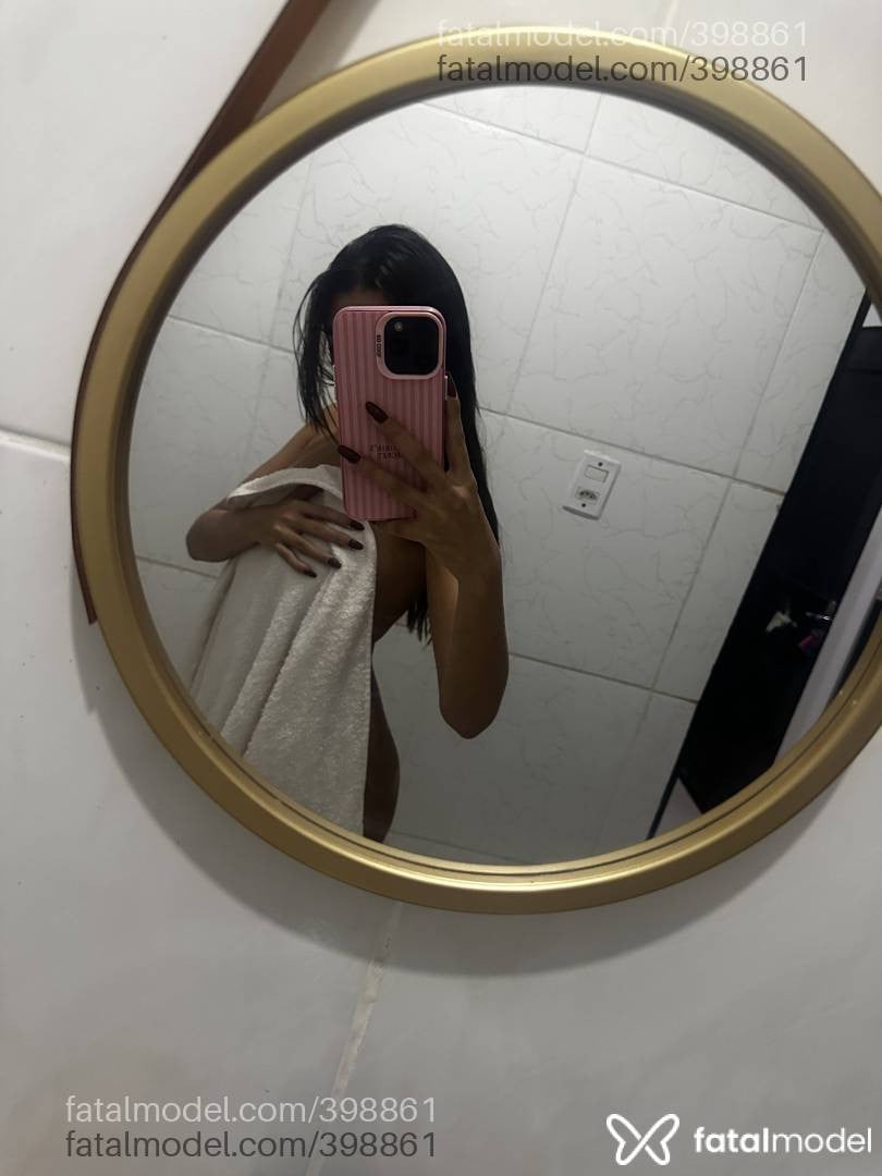 Acompanhante mulher com cabelo castanho de olhos castanhos - Jessica