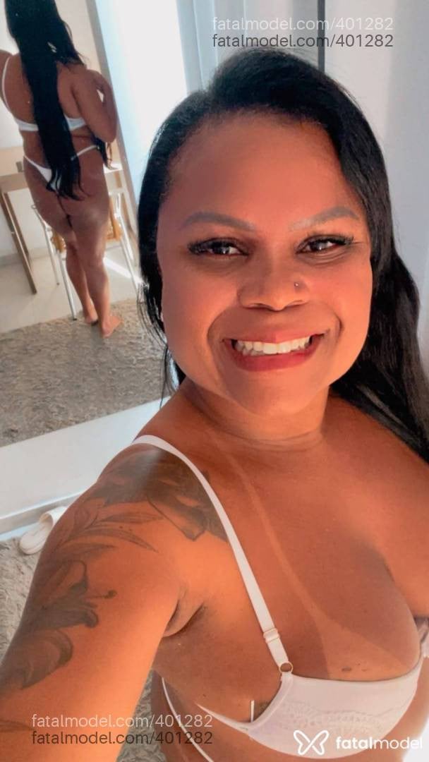 Acompanhante mulher morena (o) de olhos pretos - Kelly Santos Acompanhante mulher morena (o) de olhos pretos - Kelly Santos