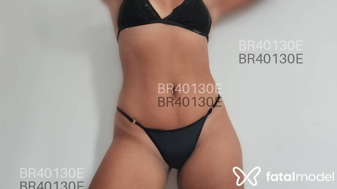 Acompanhante mulher com cabelo castanho de olhos castanhos em Maceió Acompanhante mulher com cabelo castanho de olhos castanhos em Maceió - Bianca