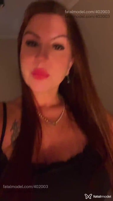 Acompanhante mulher ruiva (o) de olhos castanhos em Campo Grande - Bruna