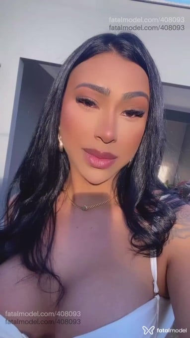 Acompanhante mulher trans morena (o) de olhos pretos em Porto Seguro - Allana Mark
